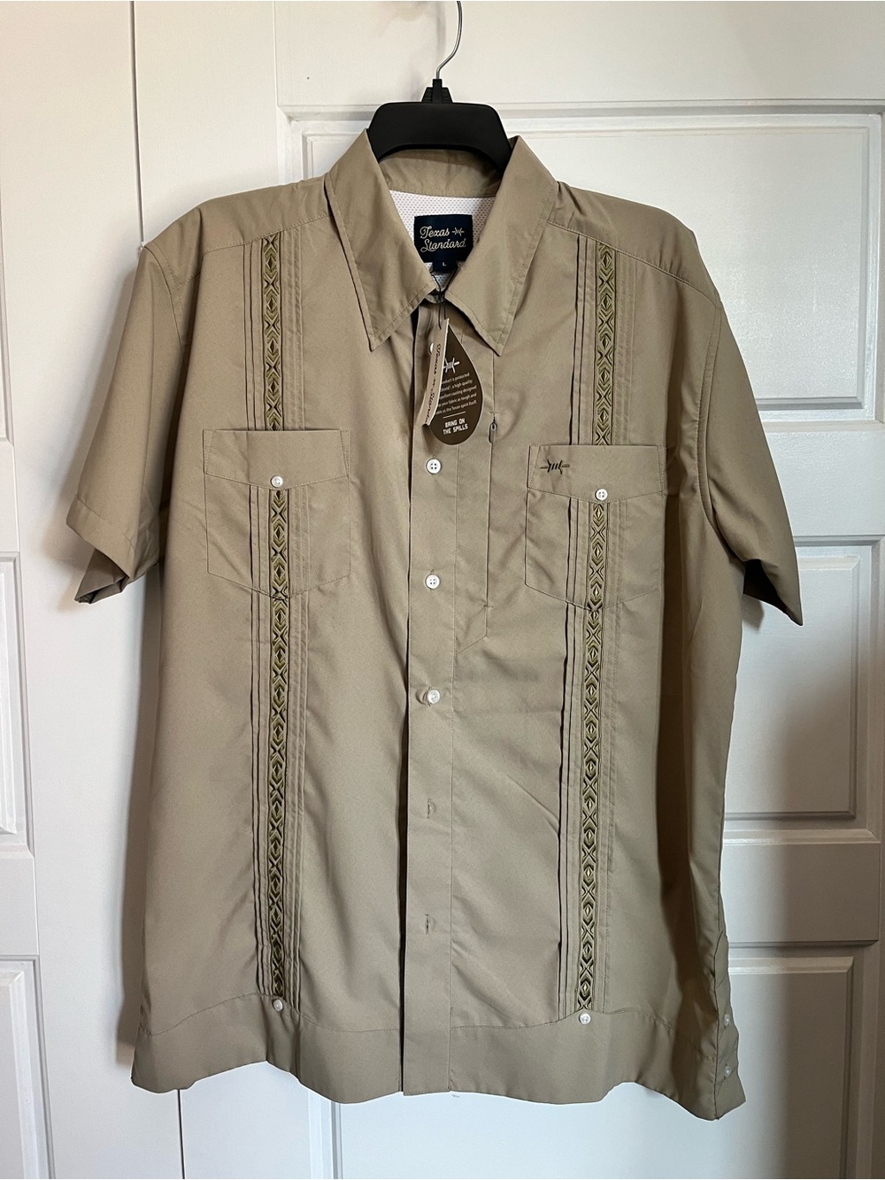 New with tags!! Texas Standard Guayabera Libre.
